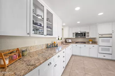 218 Mariposa Drive, Newbury Park, CA 91320 - Photo 14