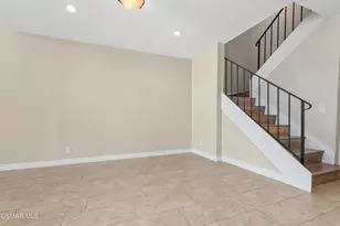 218 Mariposa Dr, Newbury Park, CA 91320 - Photo 12
