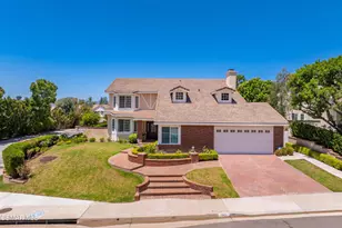 5801 Middle Crest Dr, Agoura Hills, CA 91301 - Photo 2