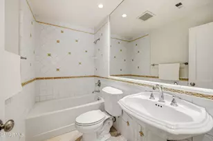 5801 Middle Crest Dr, Agoura Hills, CA 91301 - Photo 18