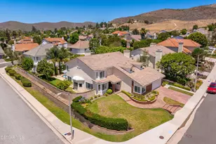 5801 Middle Crest Dr, Agoura Hills, CA 91301 - Photo 40