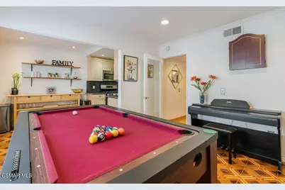 18102 Burbank Boulevard #29, Tarzana, CA 91356 - Photo 24