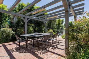 18102 Burbank Blvd, Tarzana, CA 91356 - Photo 12