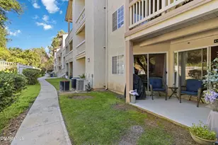 5805 Oak Bend Ln, Oak Park, CA 91377 - Photo 14