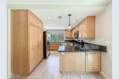 194 Charro Avenue, Thousand Oaks, CA 91320 - Photo 16