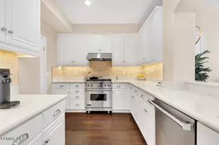 2391 Chiquita Ln, Thousand Oaks, CA 91362 - Photo 10