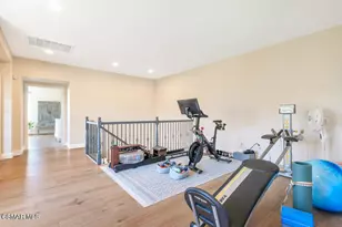 163 Calle Del Prado, Newbury Park, CA 91320 - Photo 34