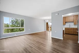 286 Oak Leaf Dr, Thousand Oaks, CA 91360 - Photo 2