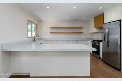 32024 Allenby Court, Westlake Village, CA 91361 - Photo 10