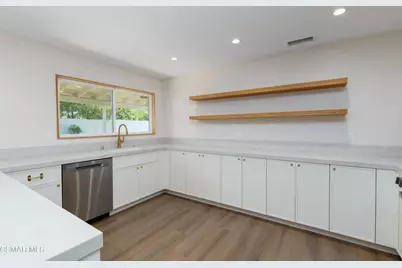 32024 Allenby Court, Westlake Village, CA 91361 - Photo 10