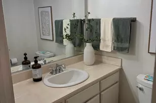 810 W Janetwood Dr, Oxnard, CA 93030 - Photo 32