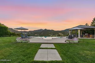 152 Hampstead Ct, Westlake Village, CA 91361 - Photo 2