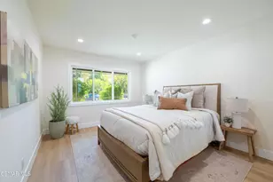 3079 E Sierra Dr, Thousand Oaks, CA 91362 - Photo 24