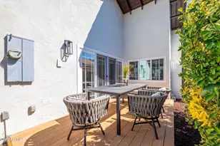 3079 E Sierra Dr, Thousand Oaks, CA 91362 - Photo 38