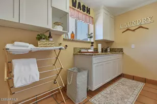 376 S Ventu Park Rd, Newbury Park, CA 91320 - Photo 24