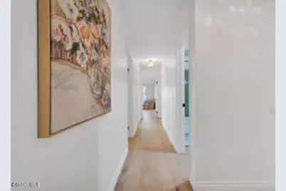 135 W Gainsborough Road, Thousand Oaks, CA 91360 - Photo 24