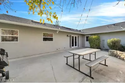 135 W Gainsborough Road, Thousand Oaks, CA 91360 - Photo 44