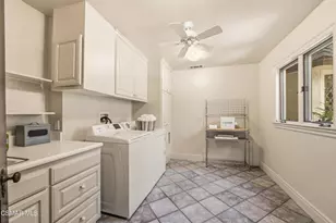 5676 Colodny Dr, Agoura Hills, CA 91301 - Photo 60