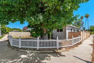 18954 Saticoy St, Reseda, CA 91335 - Photo 2