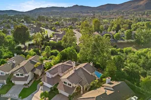 625 Galloping Hill Rd, Simi Valley, CA 93065 - Photo 46