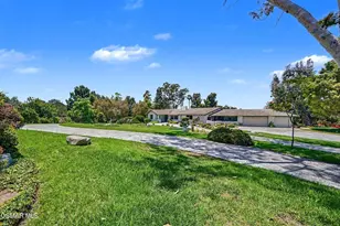 195 Avocado Pl, Camarillo, CA 93010 - Photo 6