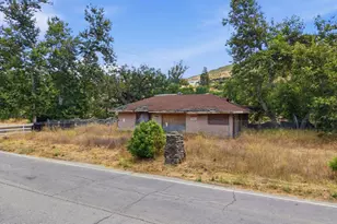 31028 Lobo Canyon Rd, Agoura Hills, CA 91301 - Photo 8
