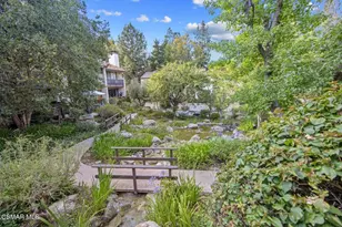 21900 Marylee St, Woodland Hills, CA 91367 - Photo 14