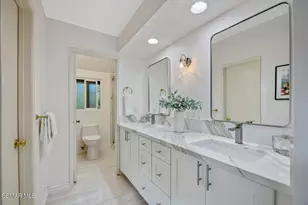 21900 Marylee St, Woodland Hills, CA 91367 - Photo 10