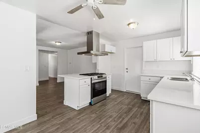 5735 Katherine Street, Simi Valley, CA 93063 - Photo 2