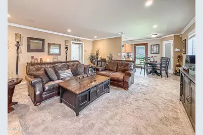 6203 Wisteria Street, Simi Valley, CA 93063 - Photo 4