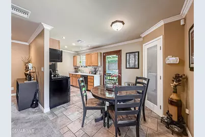 6203 Wisteria Street, Simi Valley, CA 93063 - Photo 8