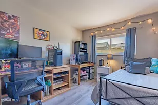 2145 Cochran St, Simi Valley, CA 93065 - Photo 28