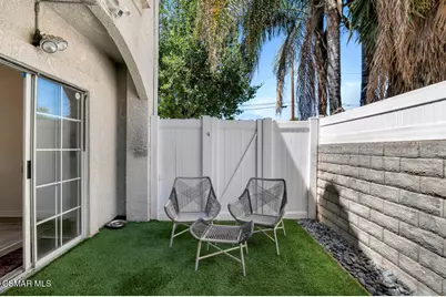 18316 Keswick Street, Reseda, CA 91335 - Photo 16