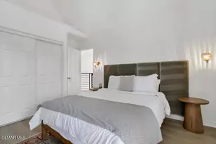 18316 Keswick St, Reseda, CA 91335 - Photo 24