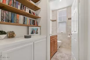 18316 Keswick St, Reseda, CA 91335 - Photo 10