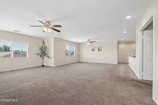 37531 Rockie Ln, Palmdale, CA 93552 - Photo 20