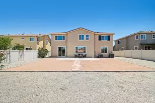 37531 Rockie Ln, Palmdale, CA 93552 - Photo 4