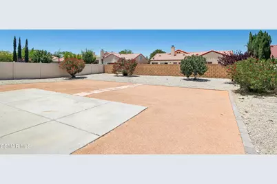 37531 Rockie Lane, Palmdale, CA 93552 - Photo 38