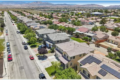 37531 Rockie Lane, Palmdale, CA 93552 - Photo 42