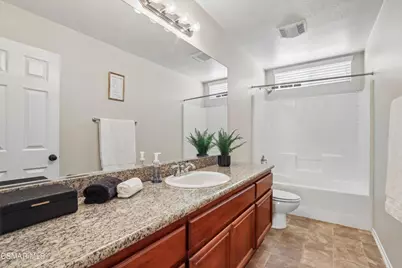 37531 Rockie Lane, Palmdale, CA 93552 - Photo 28
