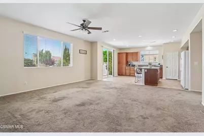 37531 Rockie Lane, Palmdale, CA 93552 - Photo 14