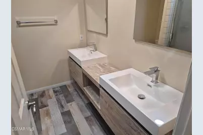 14506 Benefit Street #104, Sherman Oaks, CA 91403 - Photo 12