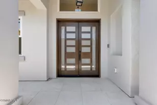 361 Toyon Ct, Thousand Oaks, CA 91362 - Photo 2