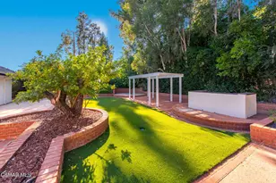 22421 Kearny St, Calabasas, CA 91302 - Photo 36
