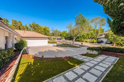 22421 Kearny Street, Calabasas, CA 91302 - Photo 2