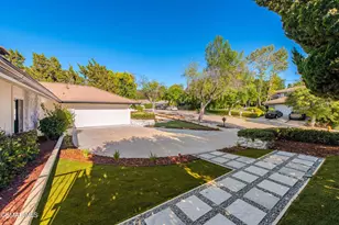 22421 Kearny St, Calabasas, CA 91302 - Photo 2