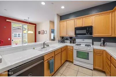 16714 Nicklaus Drive #68, Sylmar, CA 91342 - Photo 12