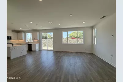 9591 N Corbina Lane, Panorama City, CA 91402 - Photo 4