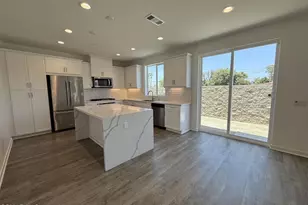 9591 N Corbina Ln, Panorama City, CA 91402 - Photo 6