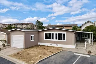 21 Poinsettia Gardens Dr, Ventura, CA 93004 - Photo 2